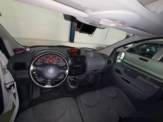 Peugeot Expert 2012