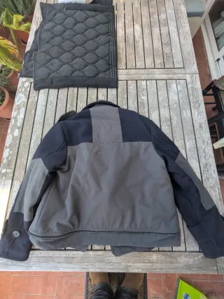 Abrigo Zara SRPLS Negro/Gris