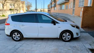 Renault Grand Scenic 2009