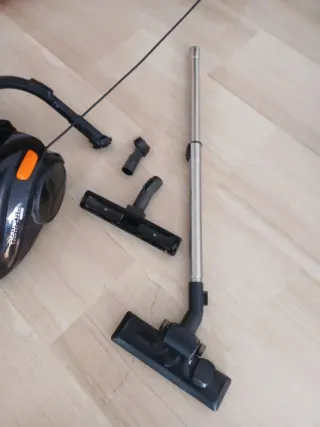 Aspiradora Rowenta Compact Power