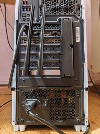 PC Ryzen 7 + RTX 3060 + 32GB RAM + 2 Monitores