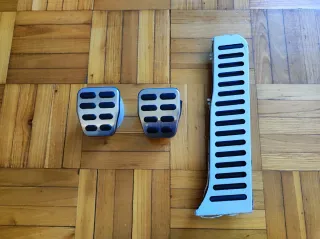 Pedales aluminio nuevos tipo Golf 5 GTI