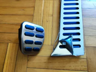 Pedales aluminio nuevos tipo Golf 5 GTI