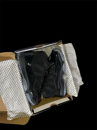 Jordan 11 Negro/Azul