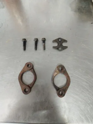 Bridas escape Honda XR 600