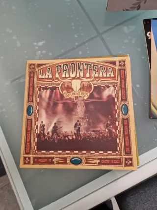 2 Vinilos La Frontera Capturados Vivos