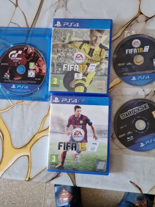 Lote PS4: FIFA 15, 17, 18 y Gran Turismo