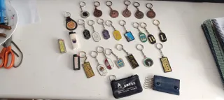 Llaveros y mecheros promocionales años 80