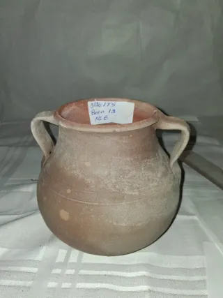 Juego de 7 cántaros de barro