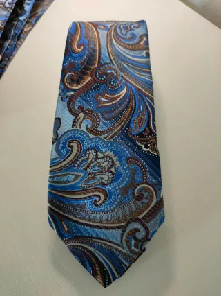 🇮🇹 Cravatta elegante + pochette e gemell