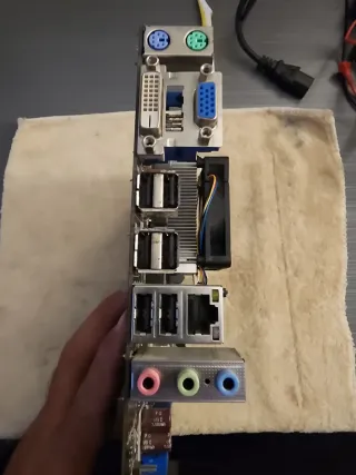 Placa Base MSI 760GM-P23 (FX) + Procesador AMD