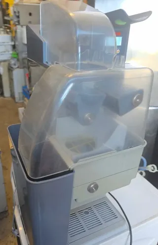 Exprimidor Zummo automatica con accesorios