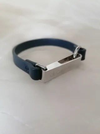 Bracciale minimal Calvin Klein Uomo Blu e Acciaio