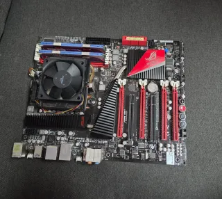 Placa con procesador y RAM Crosshair IV Formula