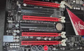 Placa con procesador y RAM Crosshair IV Formula