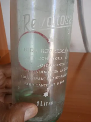 Botella antigua Revoltosa