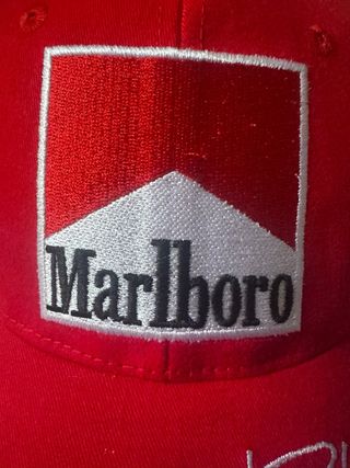 Cappello Ferrari Marlboro Rosso