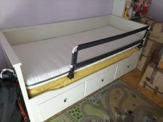 Cama infantil doble blanca