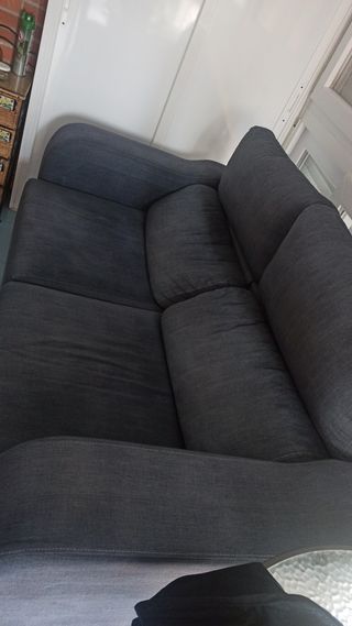 Sofá 3 plazas gris tela (Precio ALGO negociable)