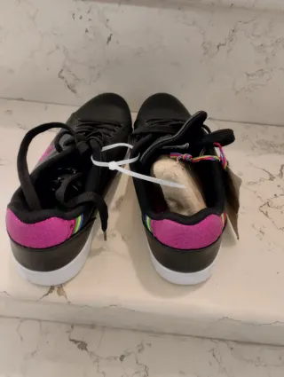 Scarpe donna Benetton n.37