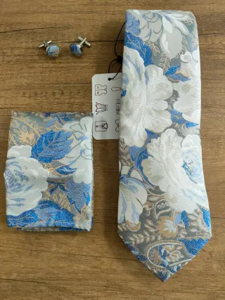 Cravatta e pochette floreale blu grigio
