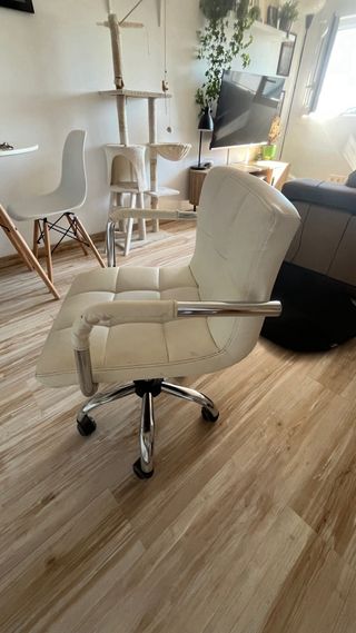 Silla de escritorio acolchada beige