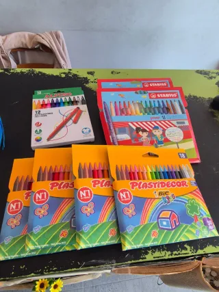 Lote de rotuladores y ceras plastidecor