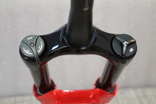 Horquilla 29" 2024 MARZOCCHI BOMBER Z1 170 mm Roja