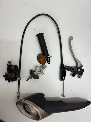 Despiece accesorios  Honda CB125R