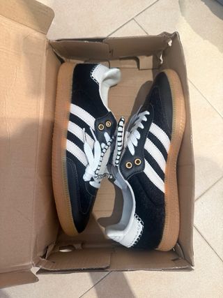 Zapatillas Adidas Samba Negras y Blancas