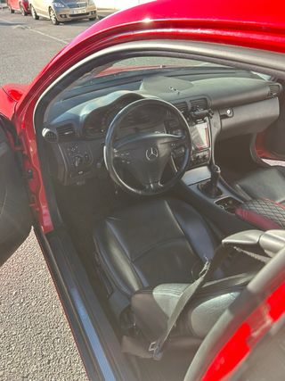 Mercedes-Benz  CLK220 CDI