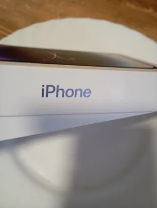 Caja Móvil iPhone 14 Pro