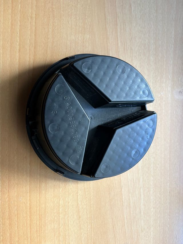 Estrella Parrilla Mercedes-Benz