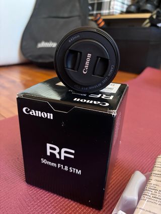 Objetivo Canon RF 50mm F1.8 STM