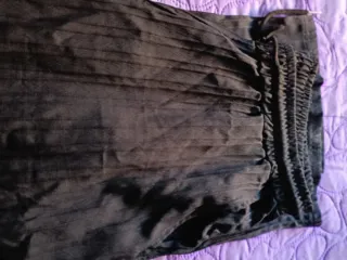 Pantalones negros de rayas