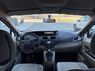 Renault Scenic 2010