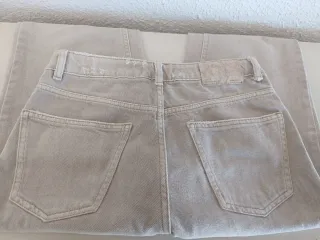 Pantalón beige