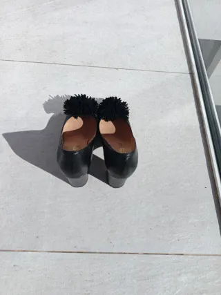 Zapatos Pedro Miralles Negros Tacon Pompon