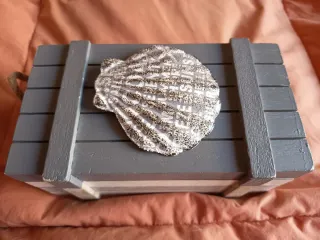 Caja joyero de madera decorada estilo rústico