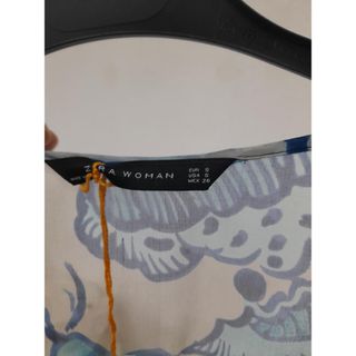 Blusa fresca estampada floral