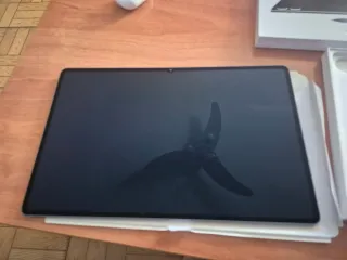 Galaxy Tab S11 Ultra Gris Sin Abrir. Me costo 1200