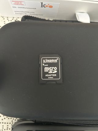 AYN Odin Base 8+128GB + adaptador +MicroSD 500GB