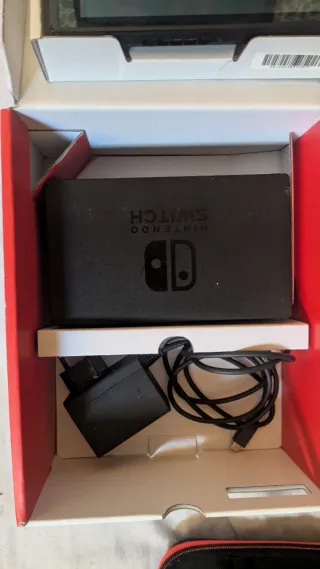 Nintendo Switch con Juego Super Mario Bros. U Delu