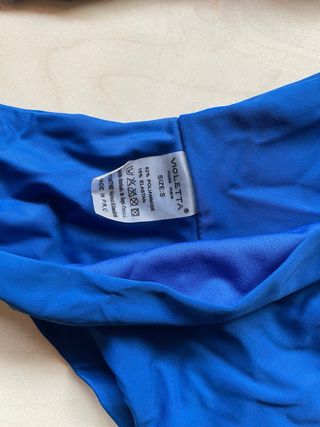 Bikini blu con top uncinetto taglia S