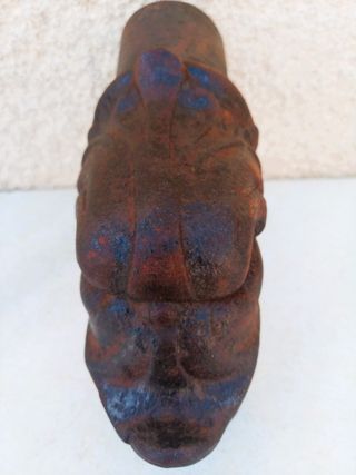 Caño de hierro fundido.