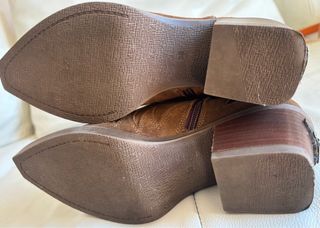 Botas altas de ante marrones