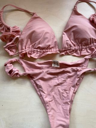 Bikini rosa con volantes talla M
