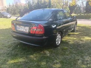 Mitsubishi Carisma 2000