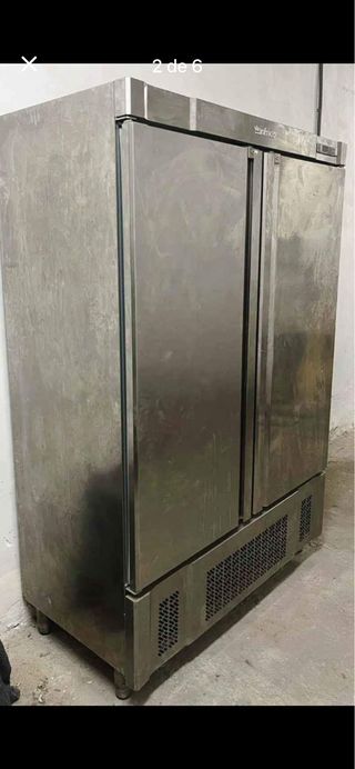 Armario secador de embutidos Infrico  Negociable