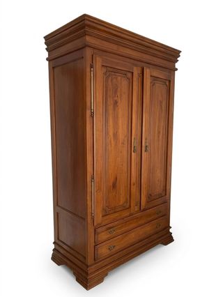 Armario de madera marrón